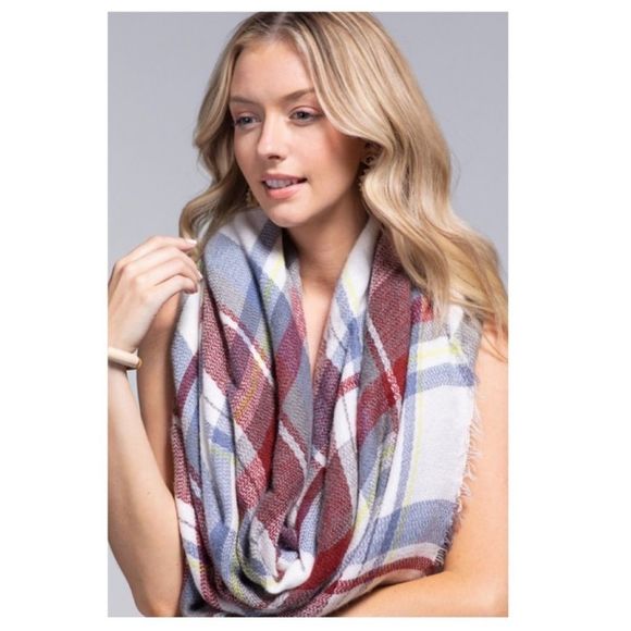 Bonfire Bliss Scarf - Picture 5 of 5